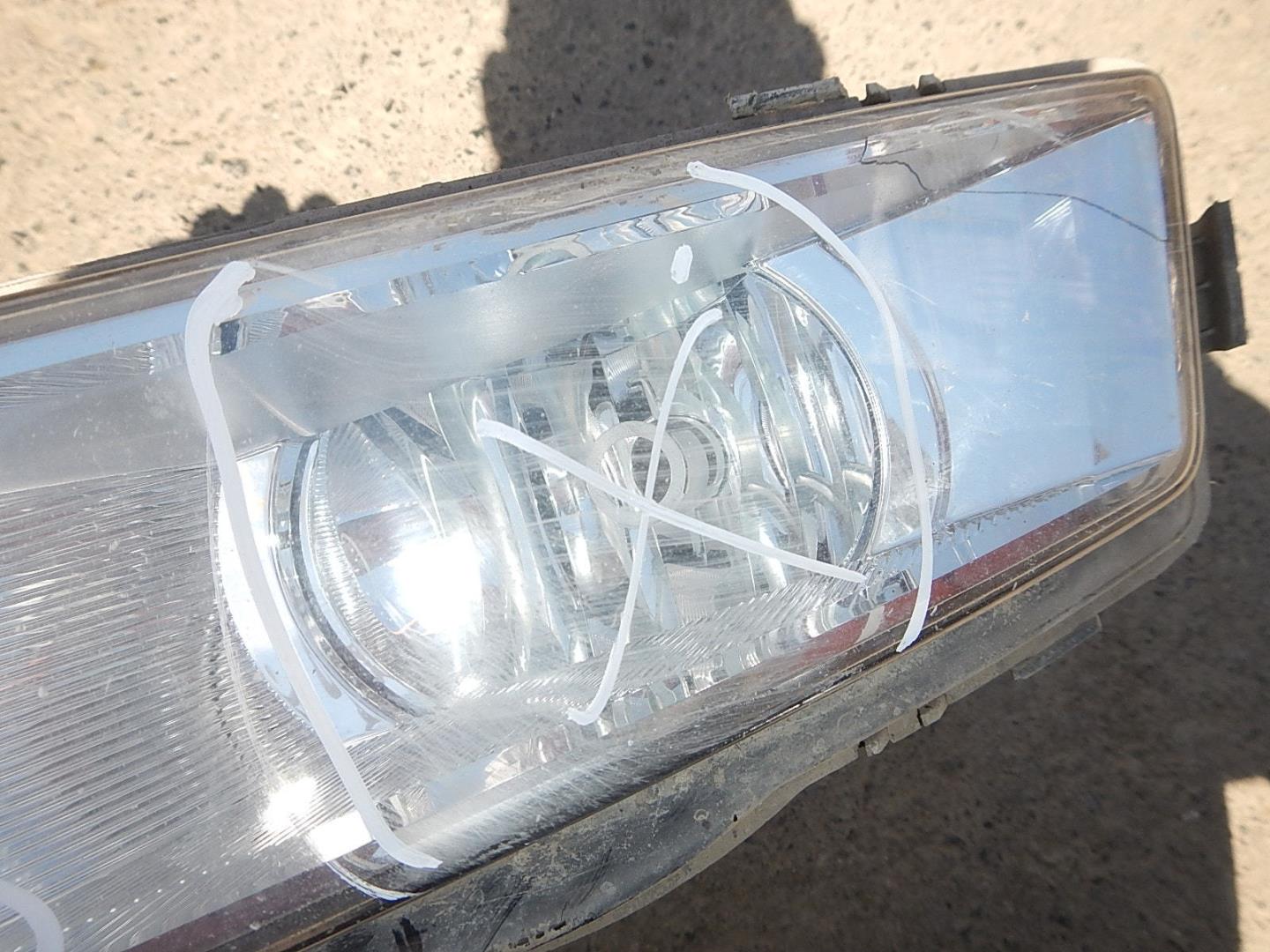 Фара противотуманная левая