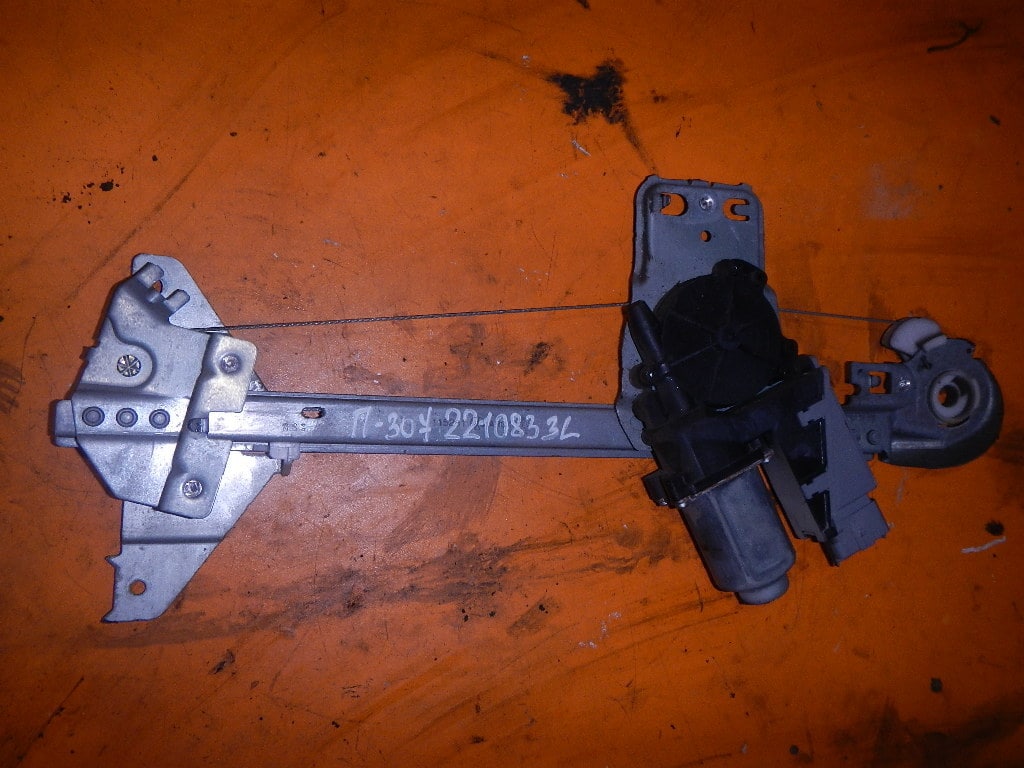 Стеклоподъемник электр. задний левый