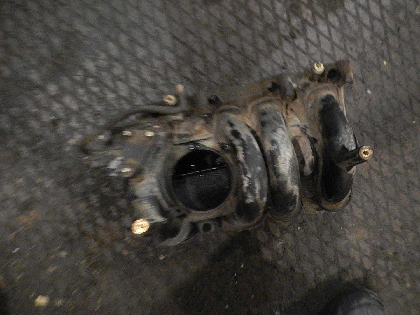 Коллектор впускной