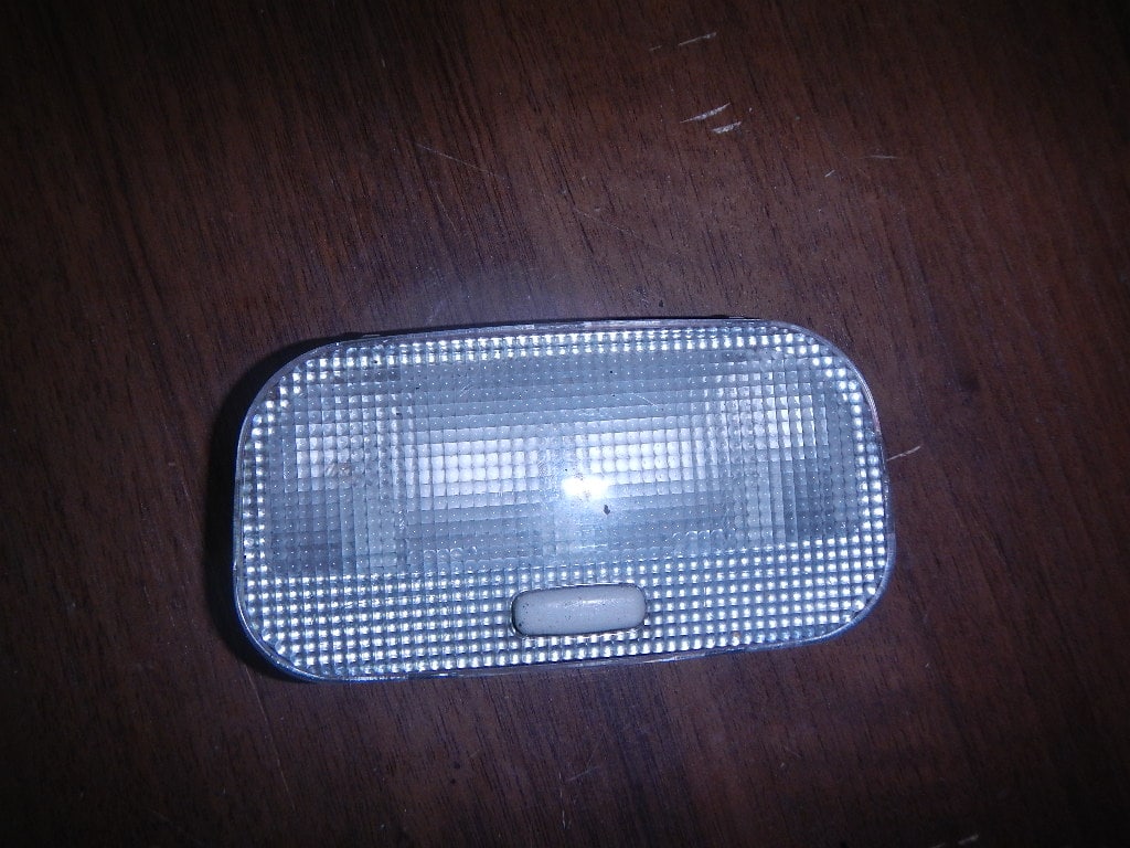 Плафон салонный