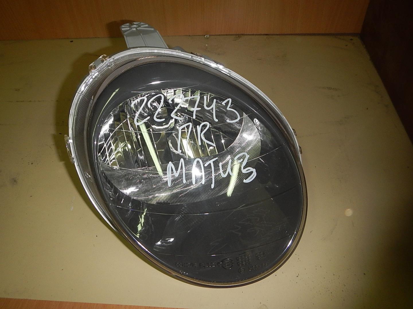 Фара правая