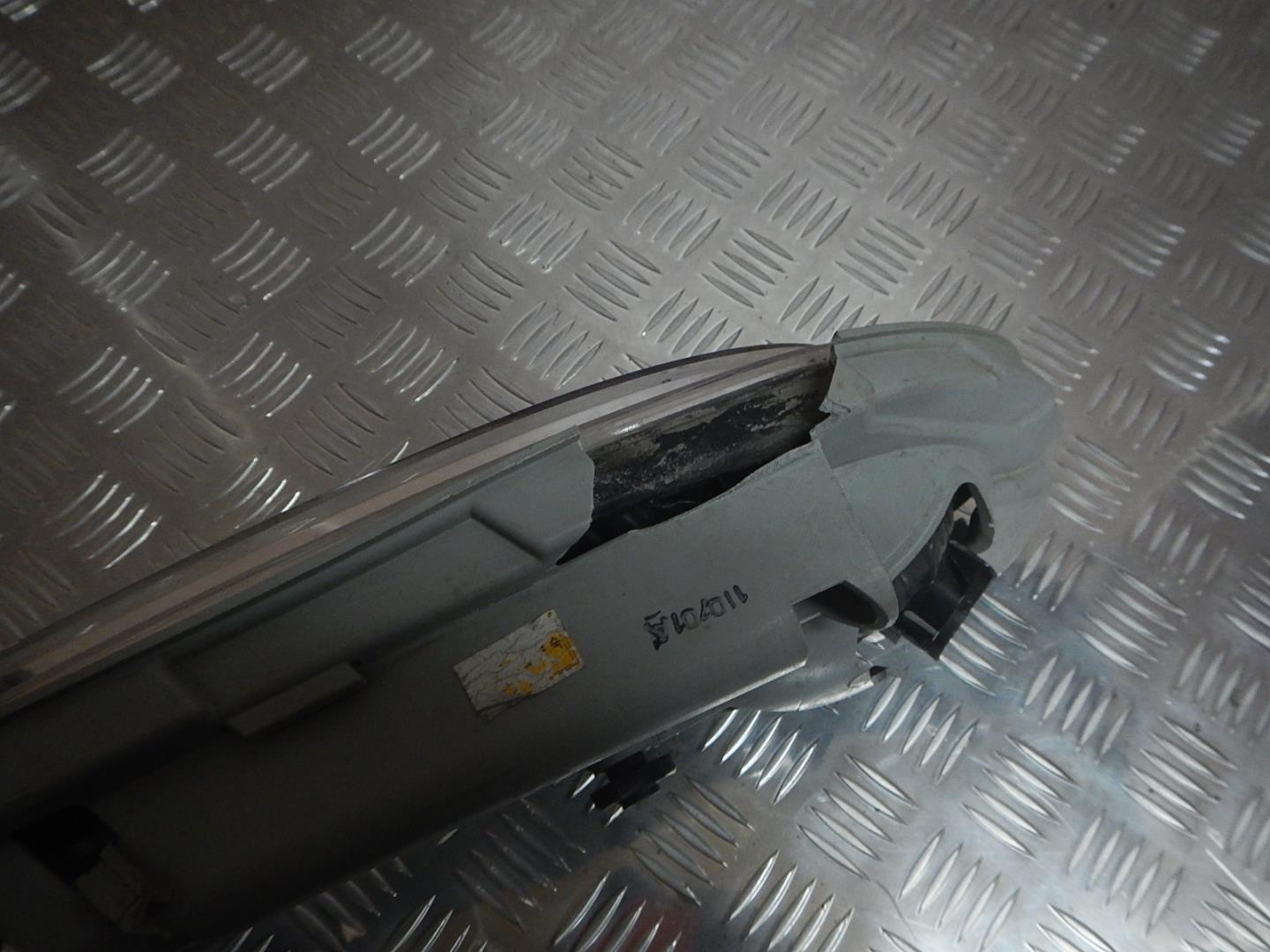 Фара противотуманная левая