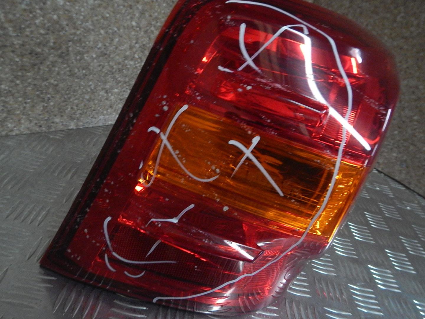 Фонарь задний левый