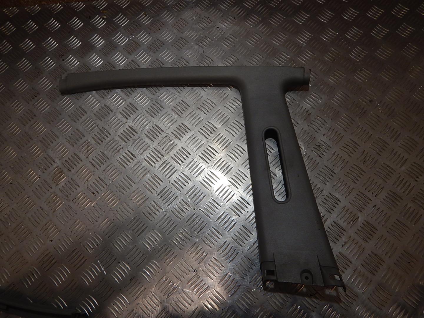 Обшивка стойки