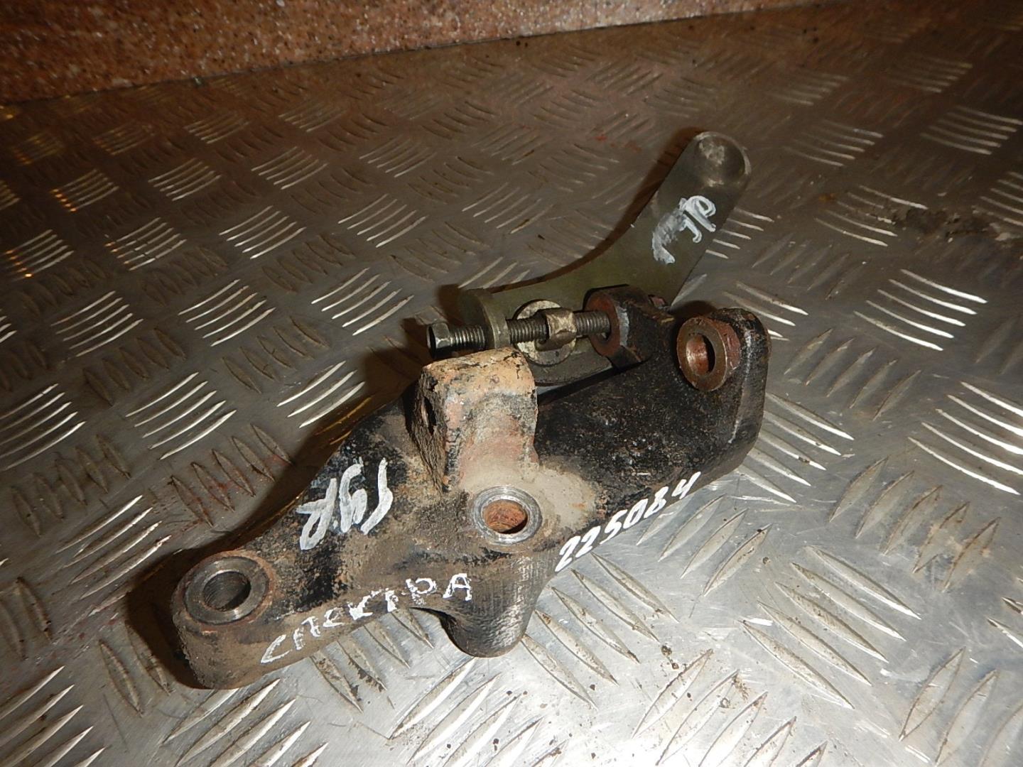 Кронштейн ГУР