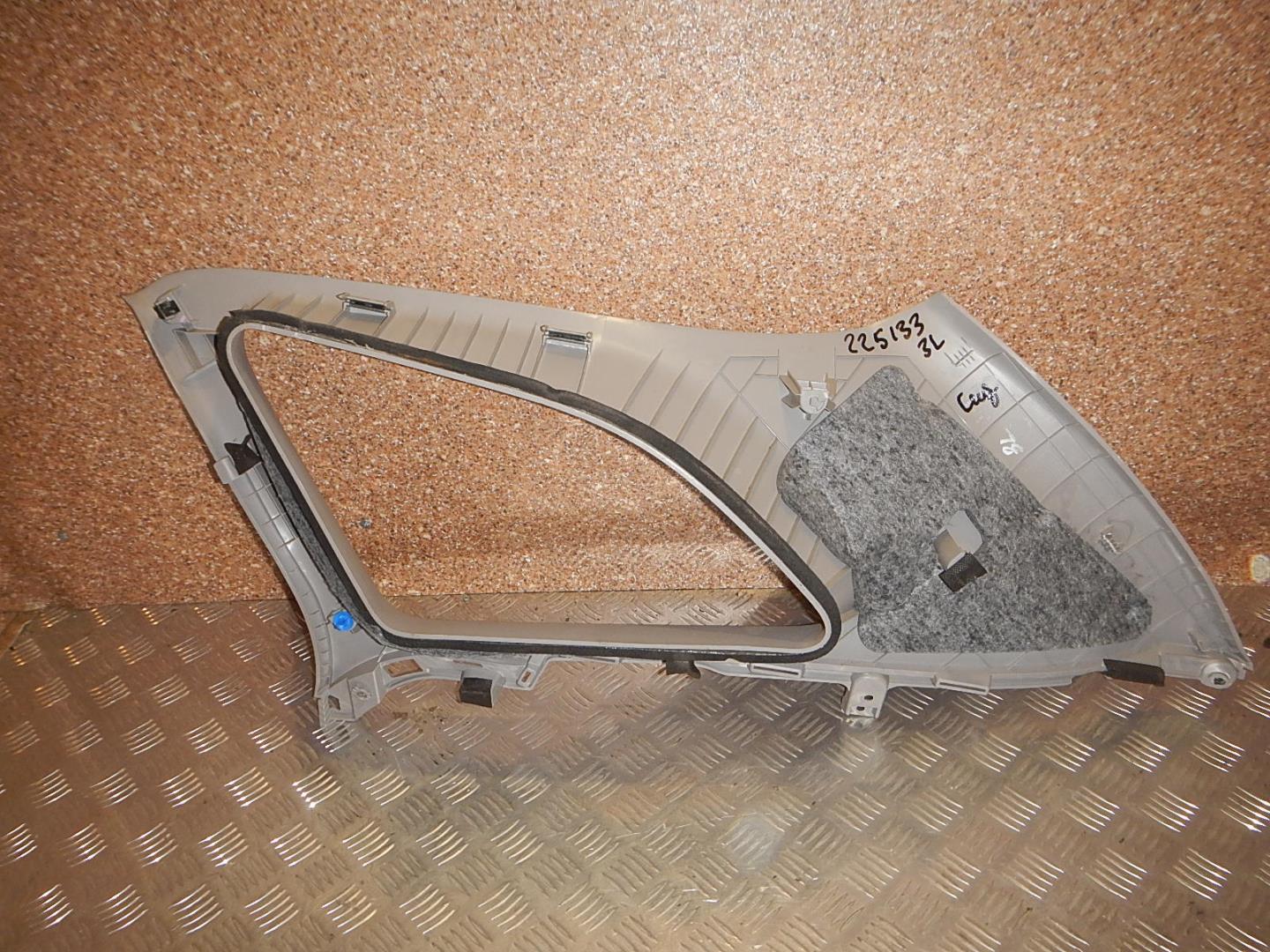 Обшивка стойки