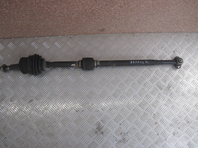 Полуось передняя правая