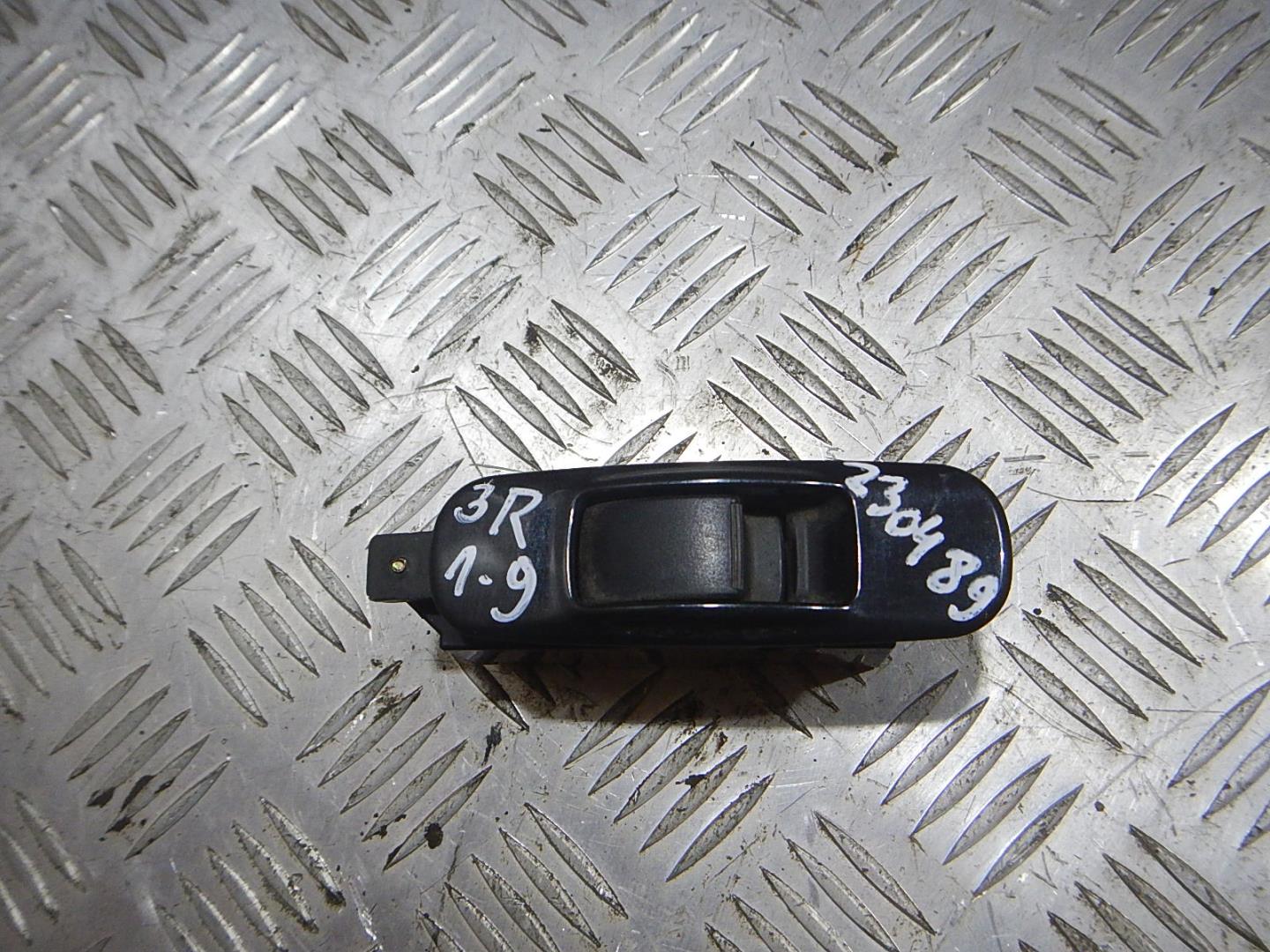 Кнопка стеклоподъемника