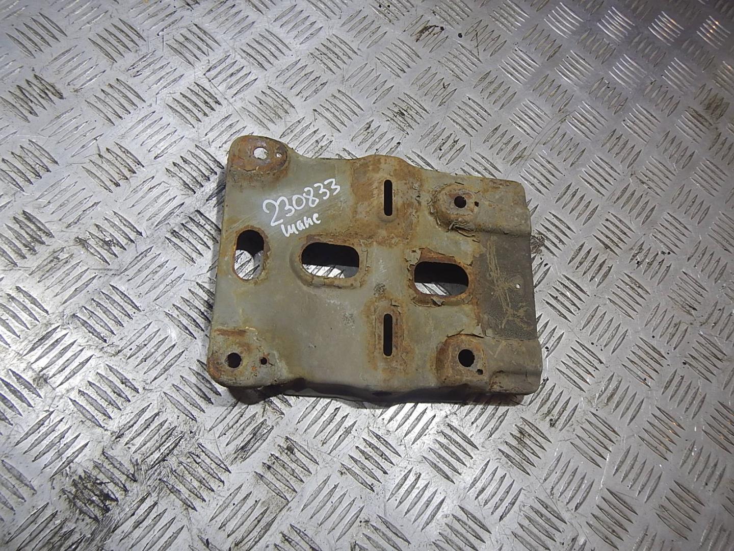 Крепление АКБ (корпус/подставка)