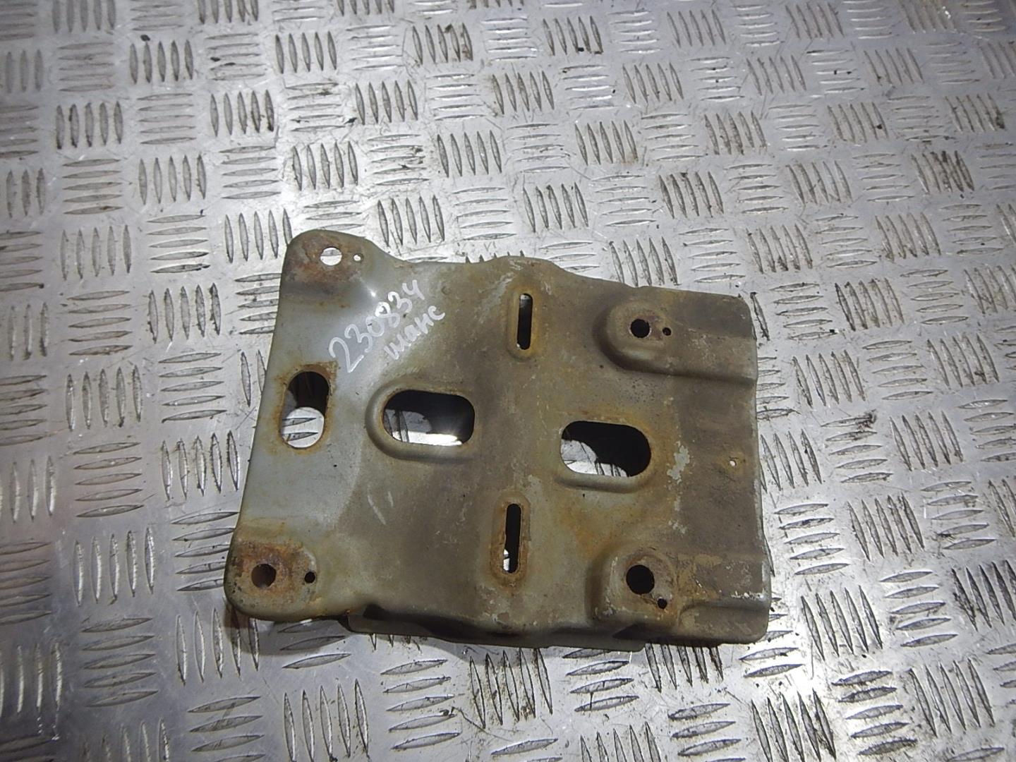 Крепление АКБ (корпус/подставка)