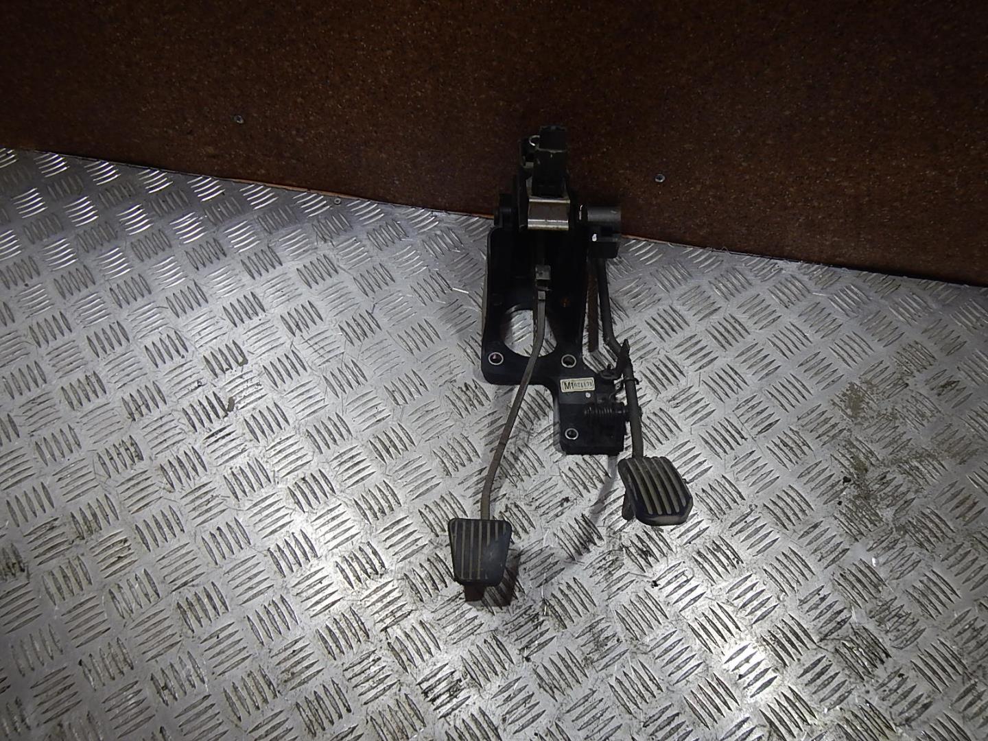 Блок педалей