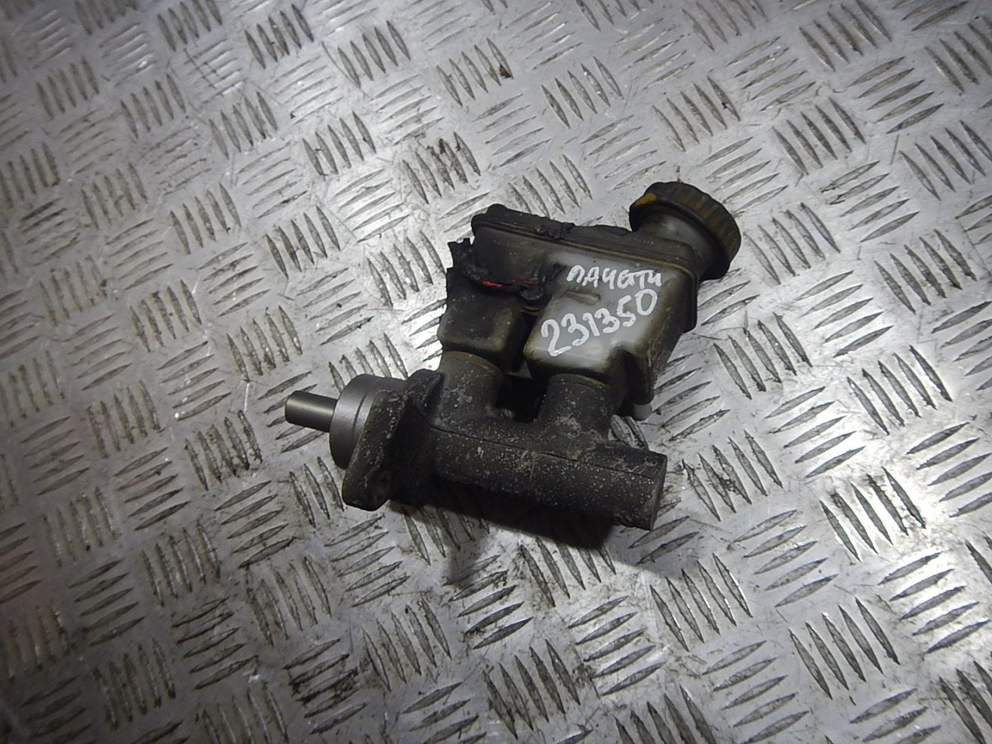 Цилиндр тормозной главный