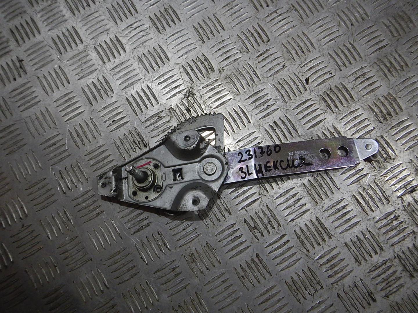 Стеклоподъемник механ. задний левый