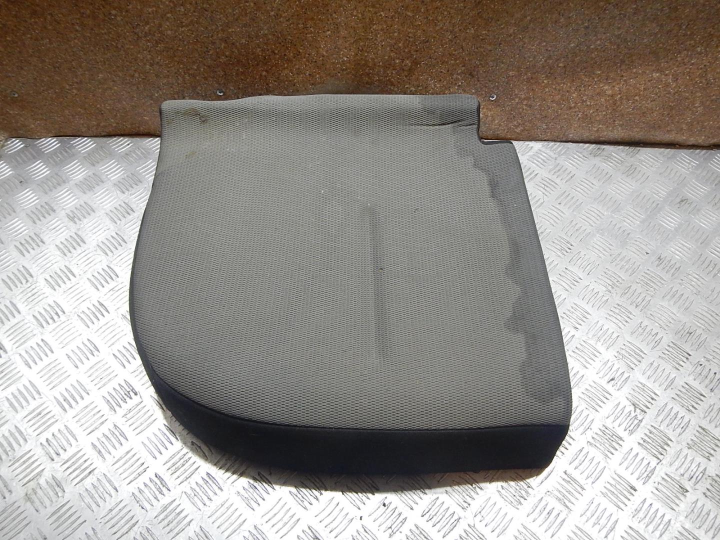 Сиденье салонное