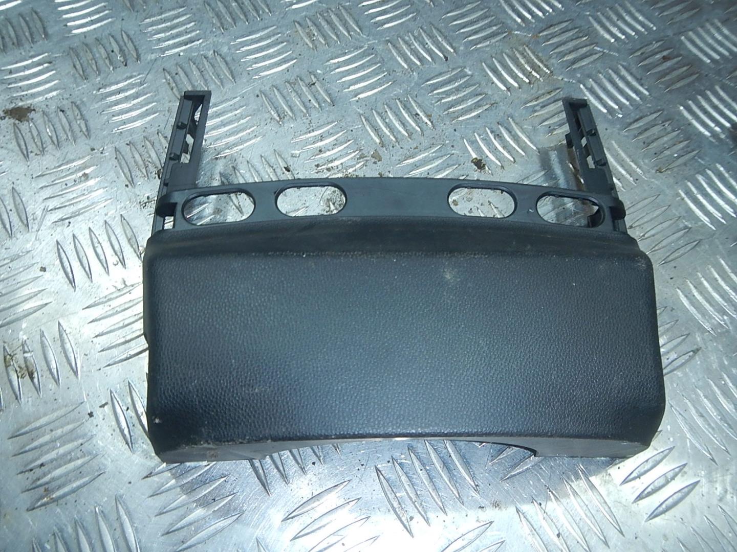 Кожух рулевой колонки