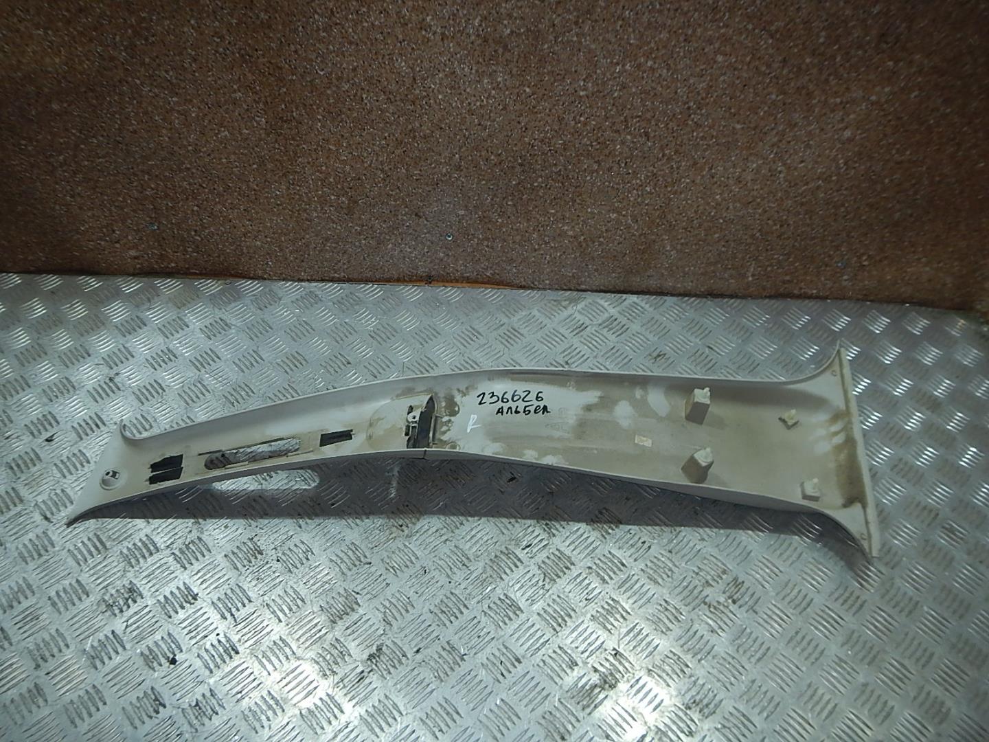 Обшивка стойки