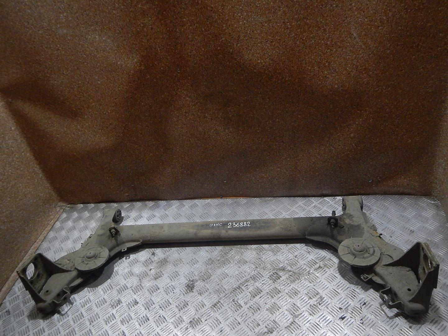 Балка задняя