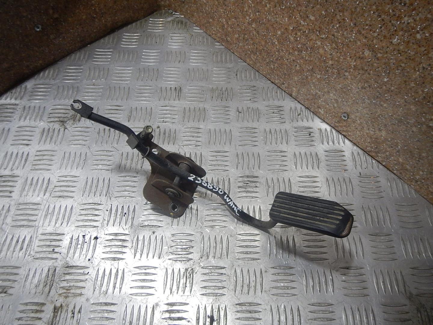 Педаль газа