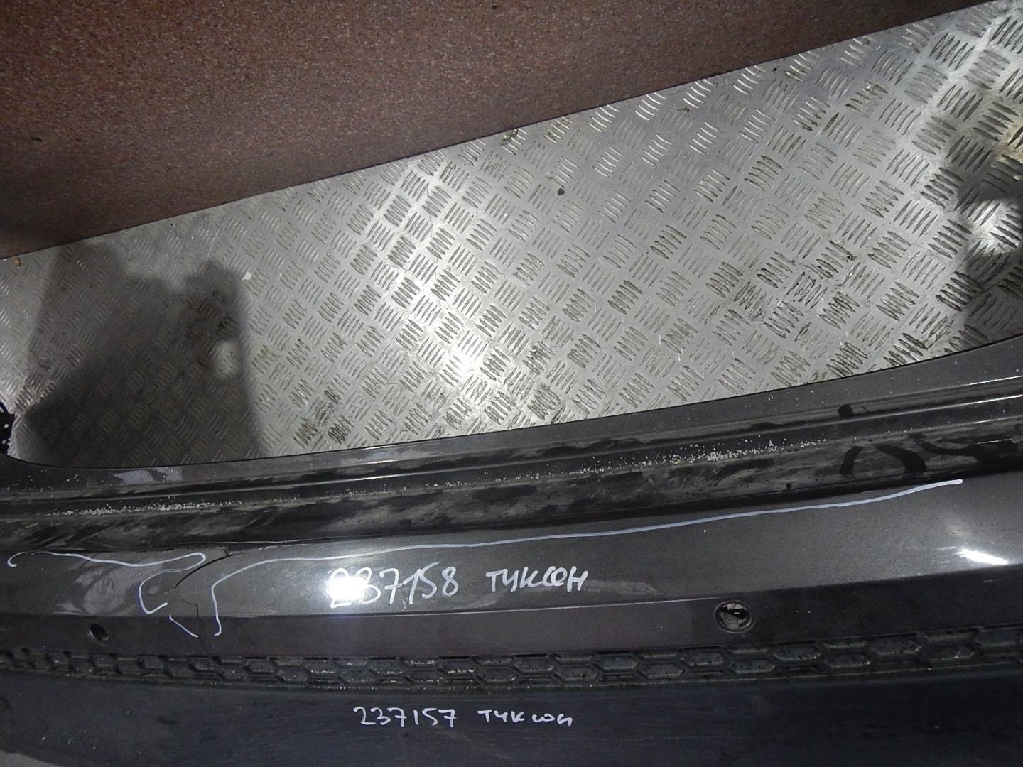 Бампер задний