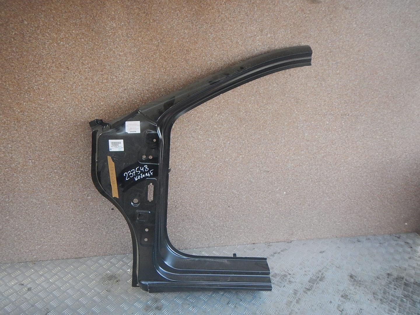 Кузовной элемент