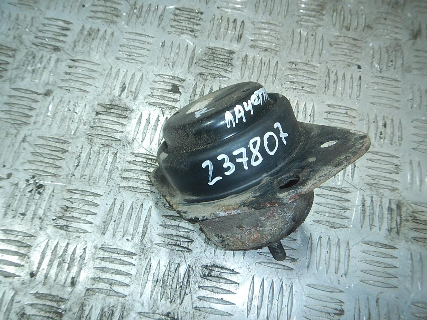 Опора двигателя правая