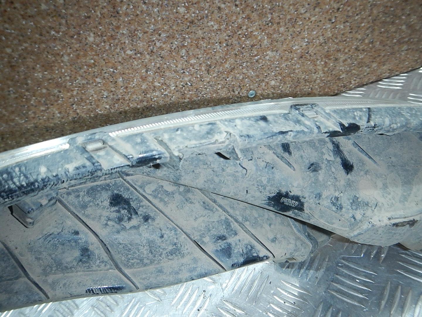 Фара противотуманная правая