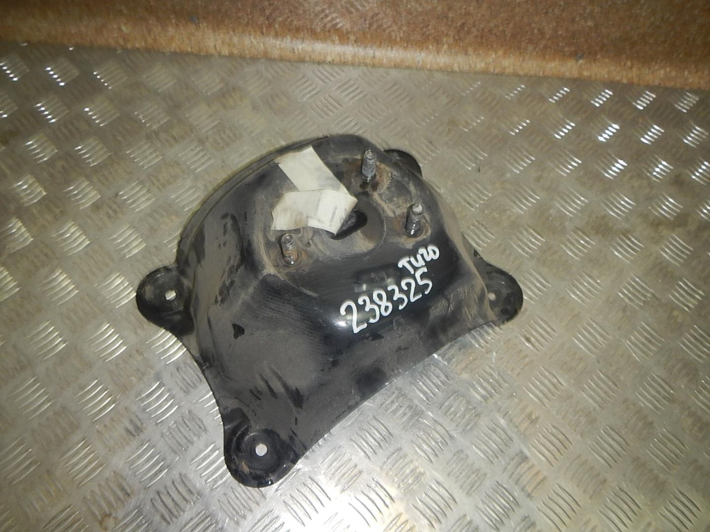 Кронштейн крепления запасного колеса