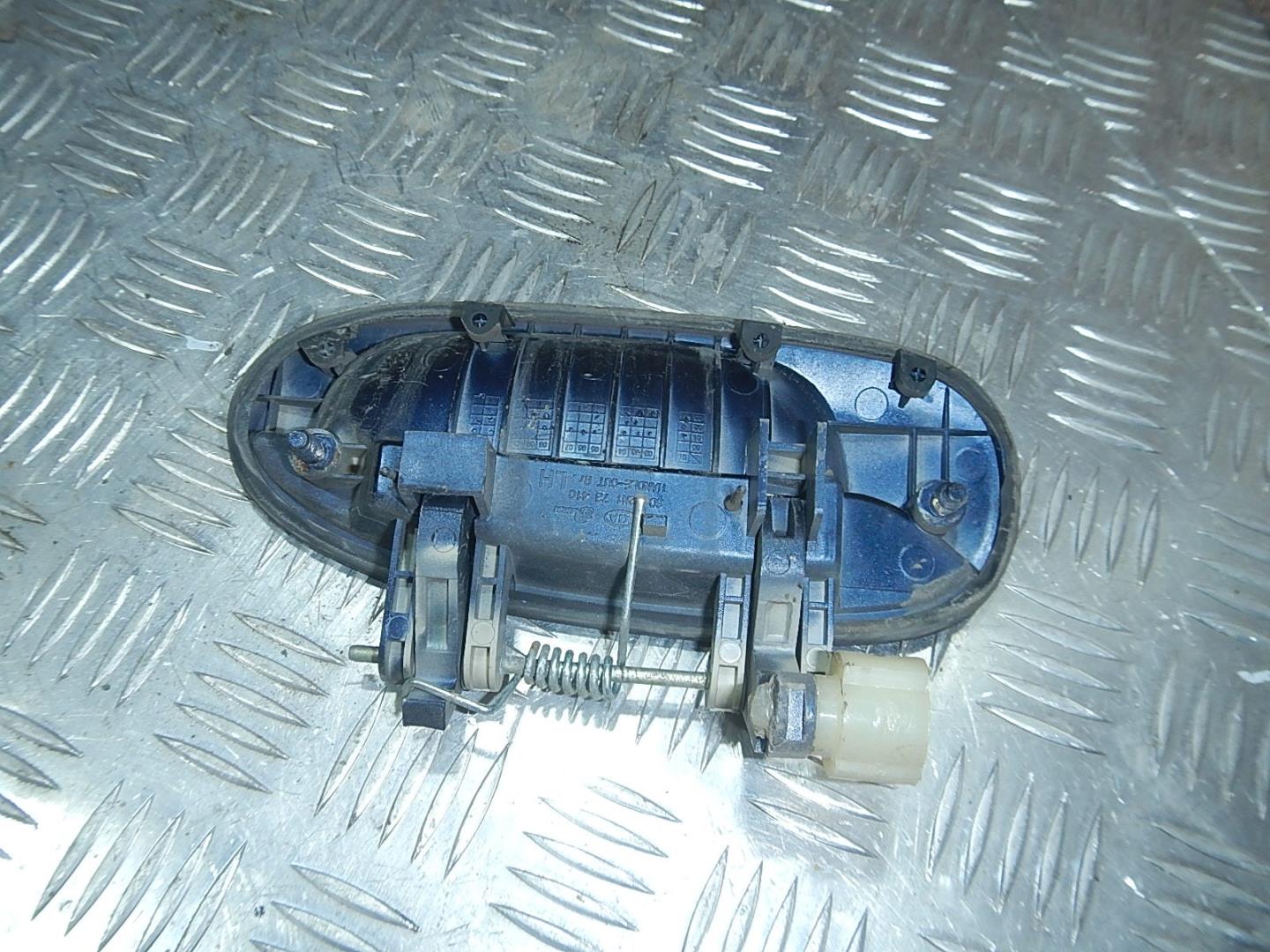 Ручка двери задней наружная левая