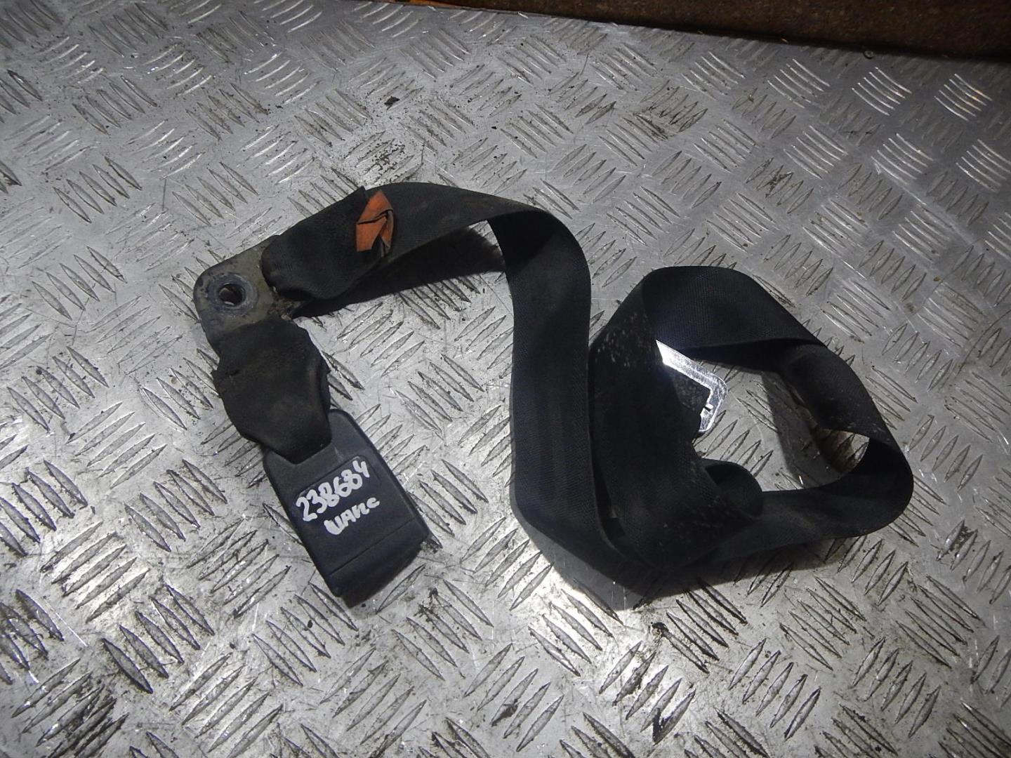 Ремень безопасности