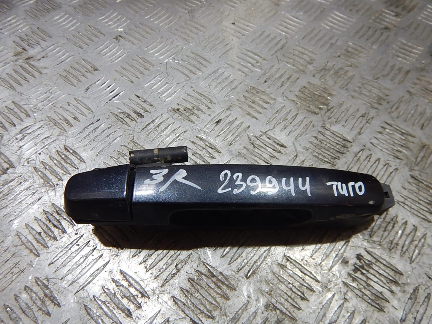 Ручка двери задней наружная правая