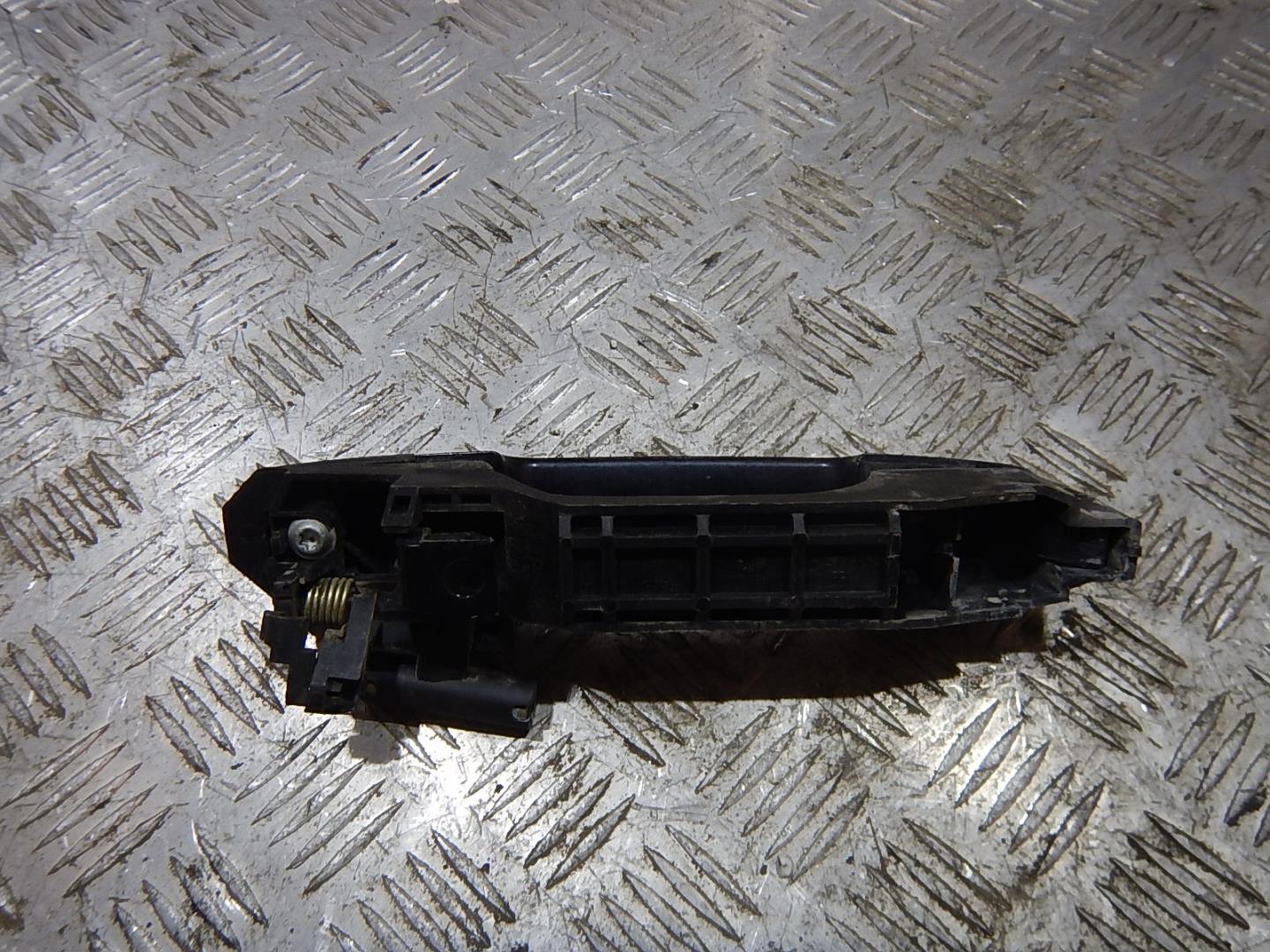 Ручка двери задней наружная правая