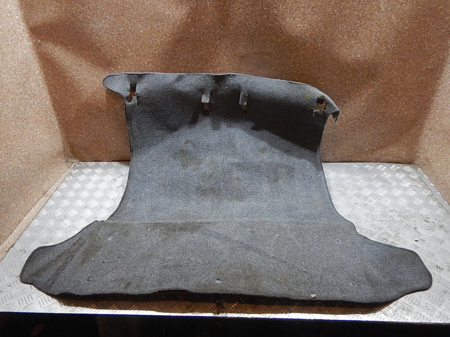 Пол багажника