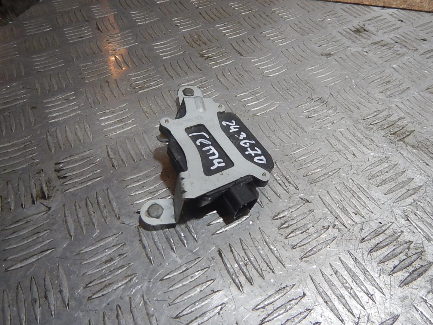 Моторчик заслонки печки