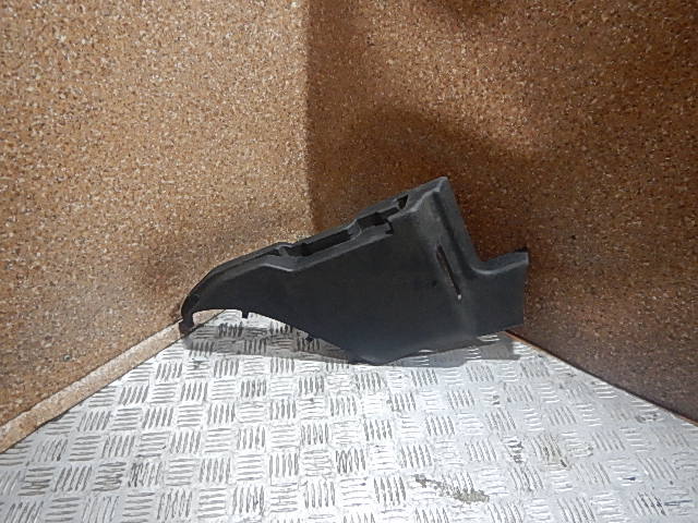 Держатель задней полки