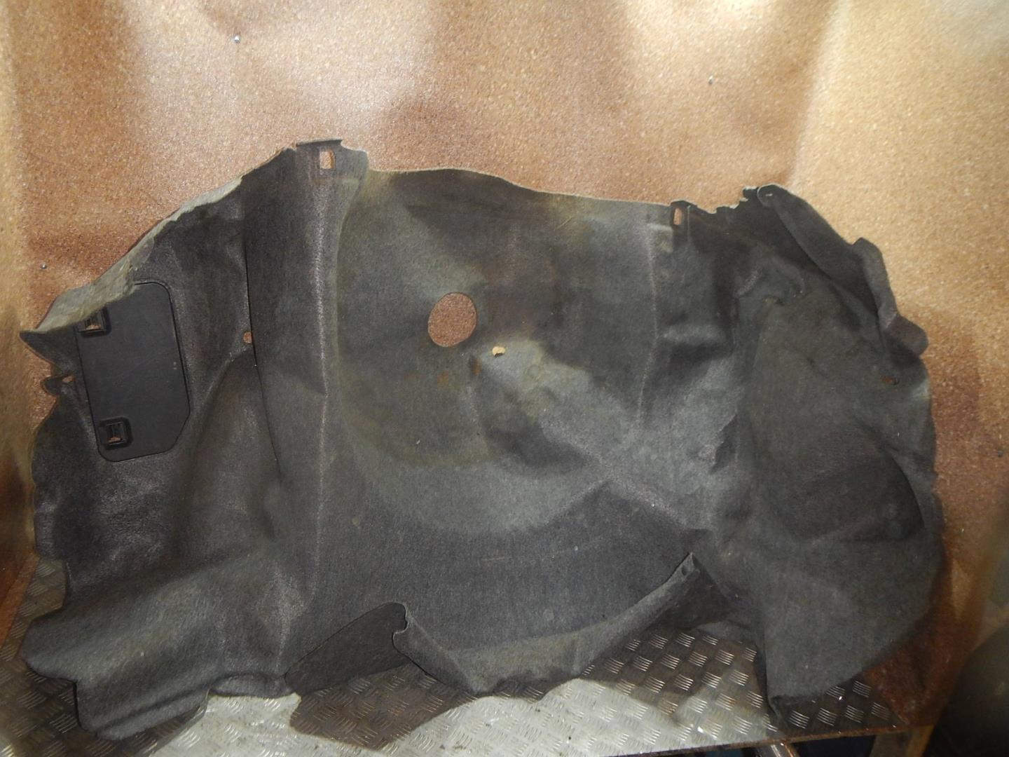 Покрытие напольное (ковролин)