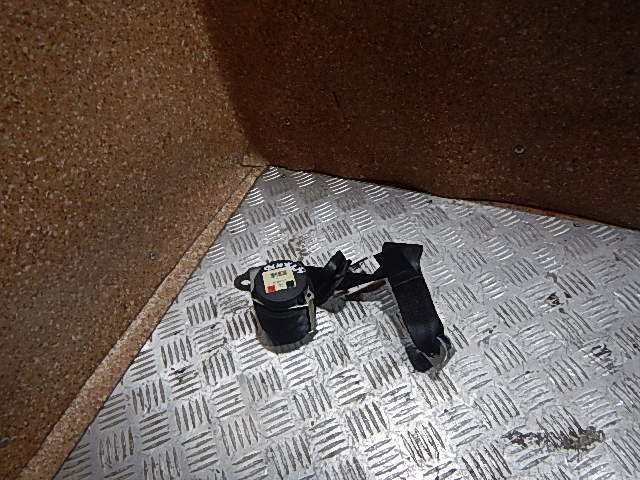 Ремень безопасности