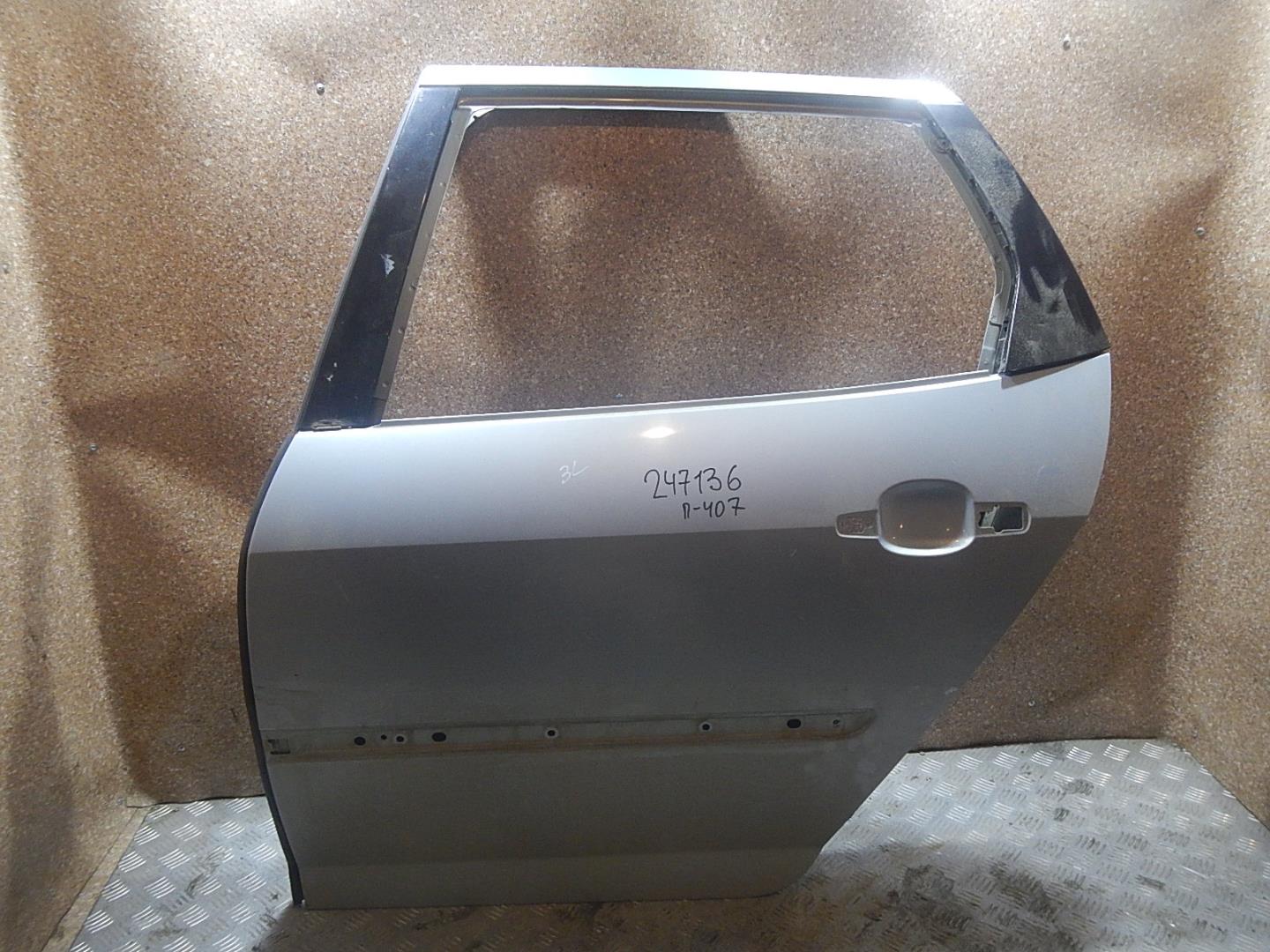 Дверь задняя левая