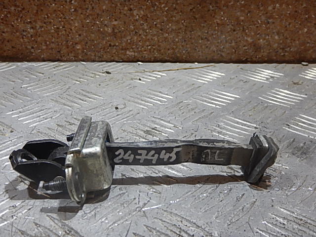 Ограничитель двери