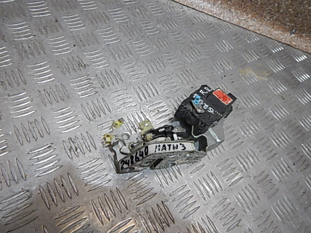 Замок двери задней правой