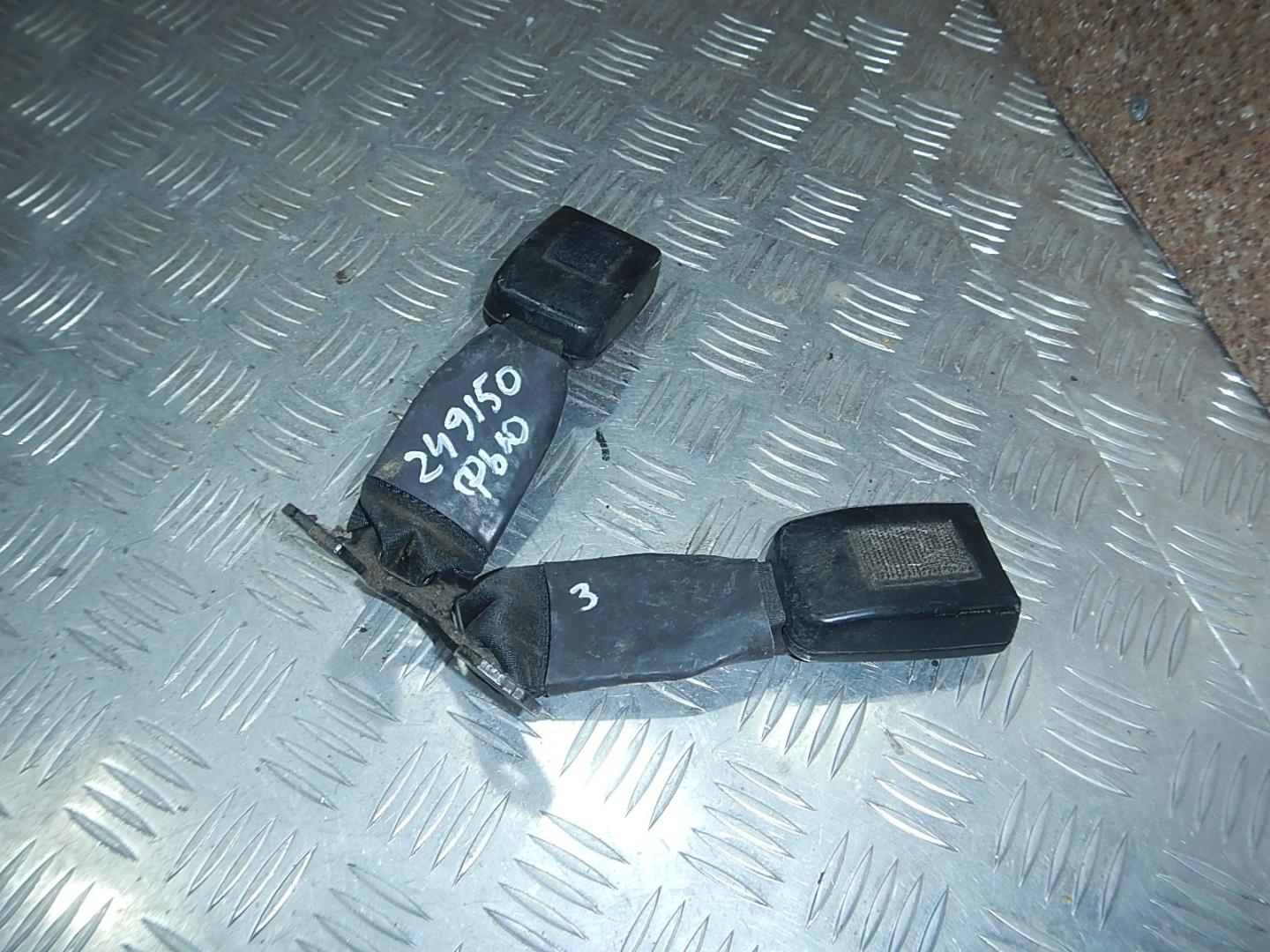 Ответная часть ремня безопасности