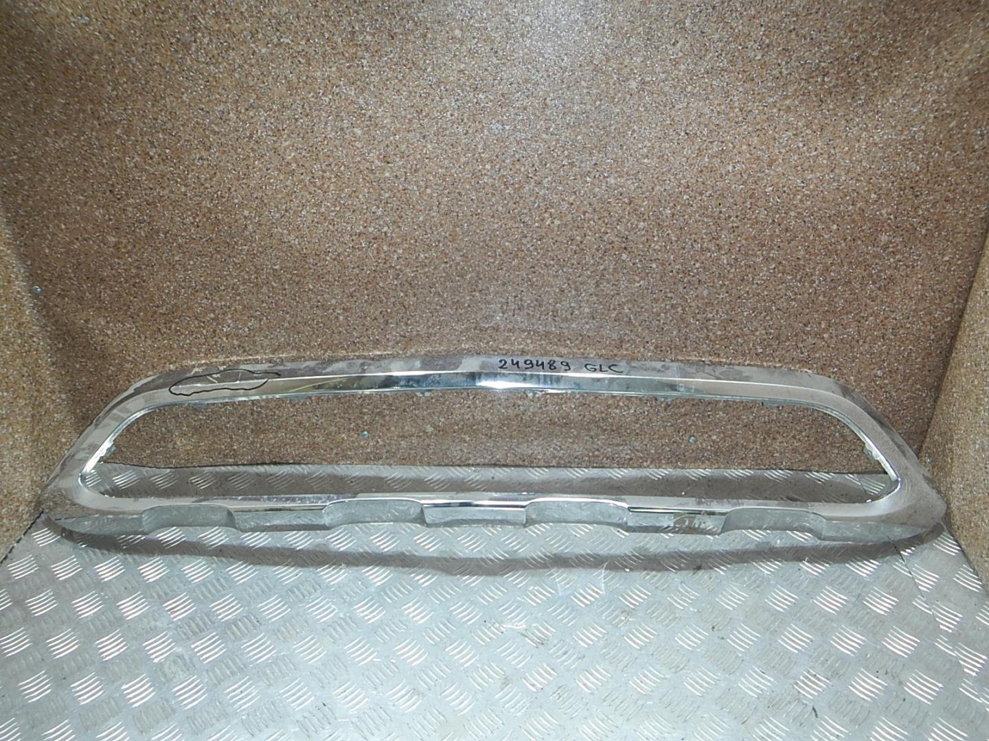 Накладка переднего бампера