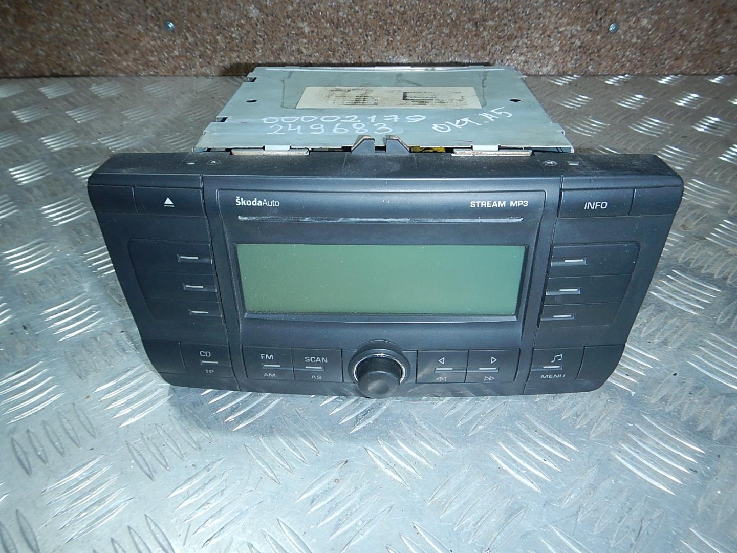 Магнитола