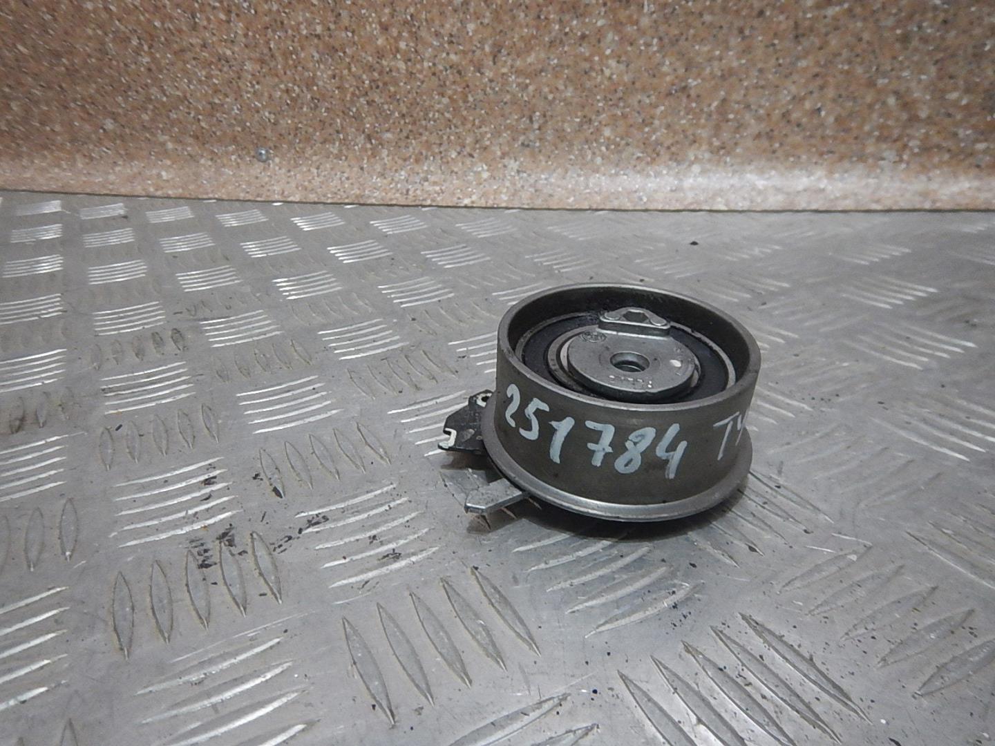 Ролик-натяжитель