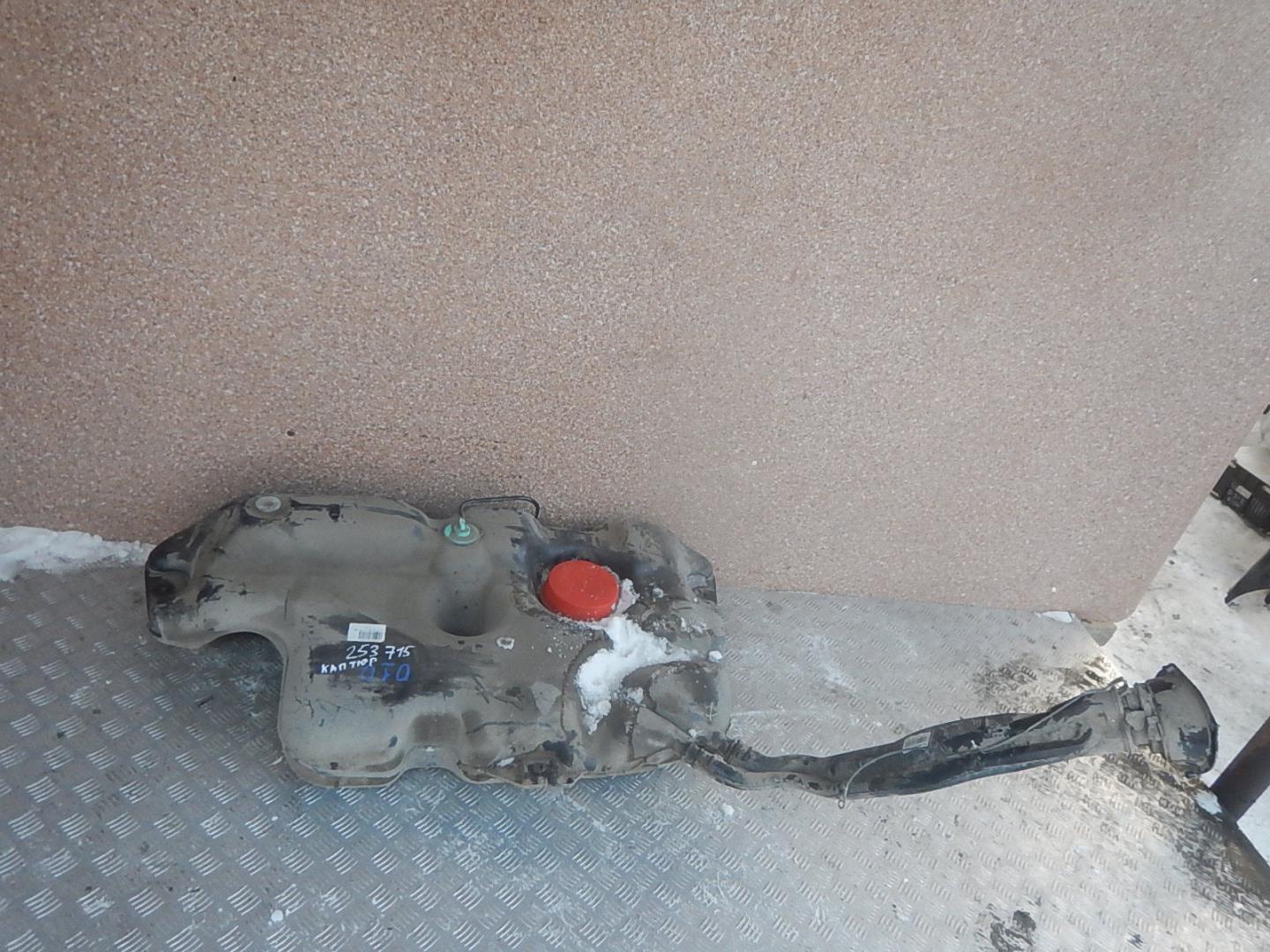 Бак топливный