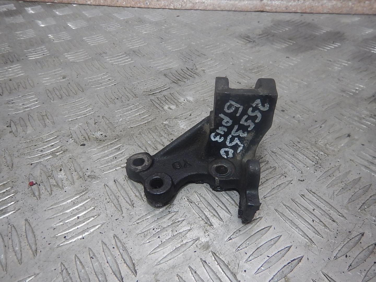 Кронштейн генератора