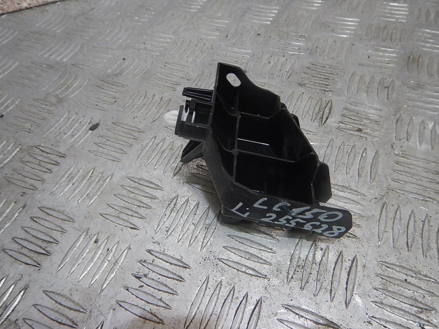 Кронштейн фонаря