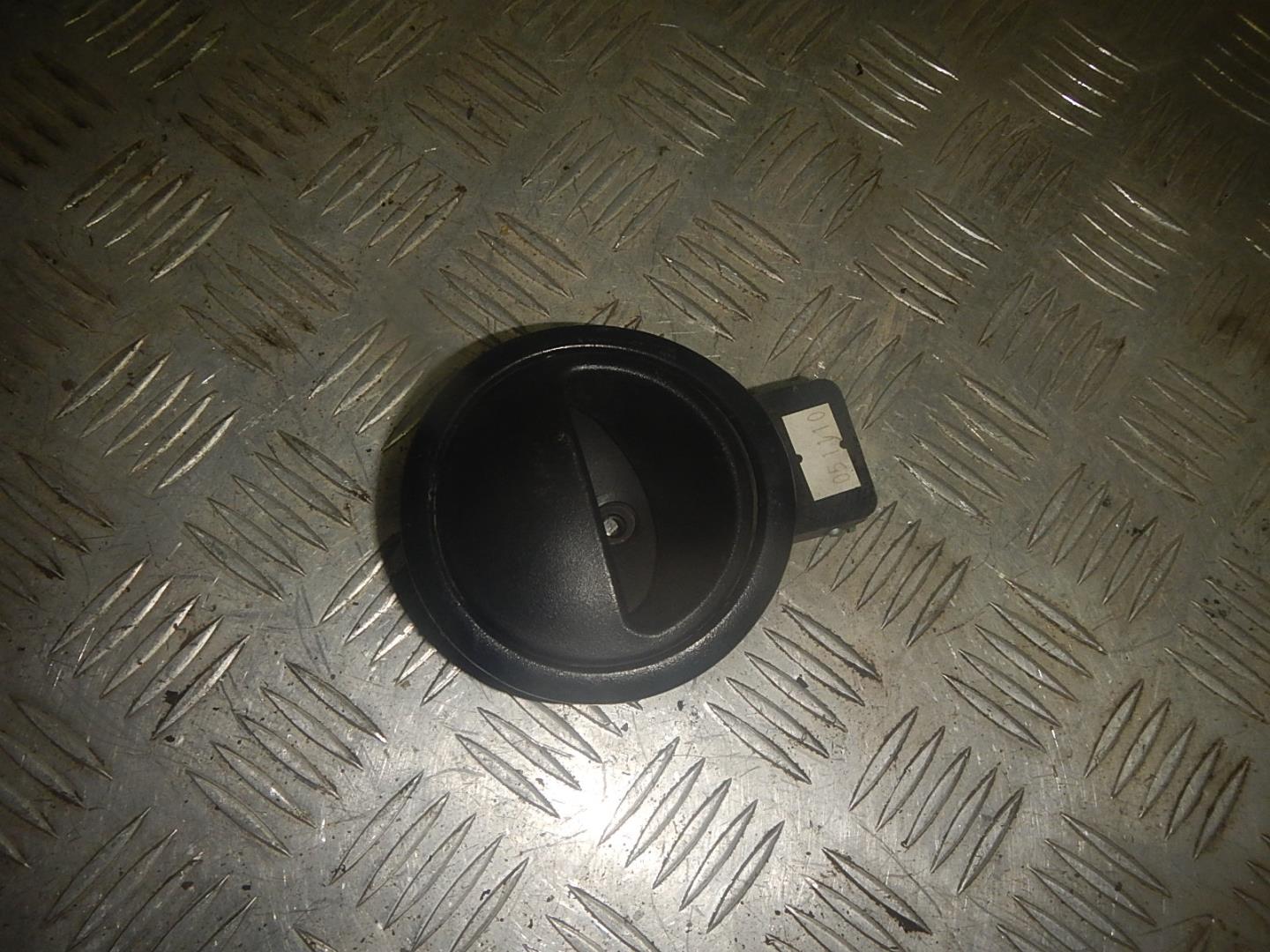 Ручка двери внутренняя правая