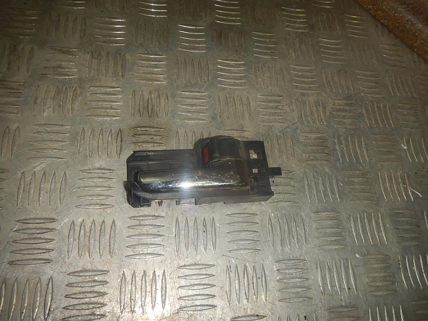 Ручка двери внутренняя правая