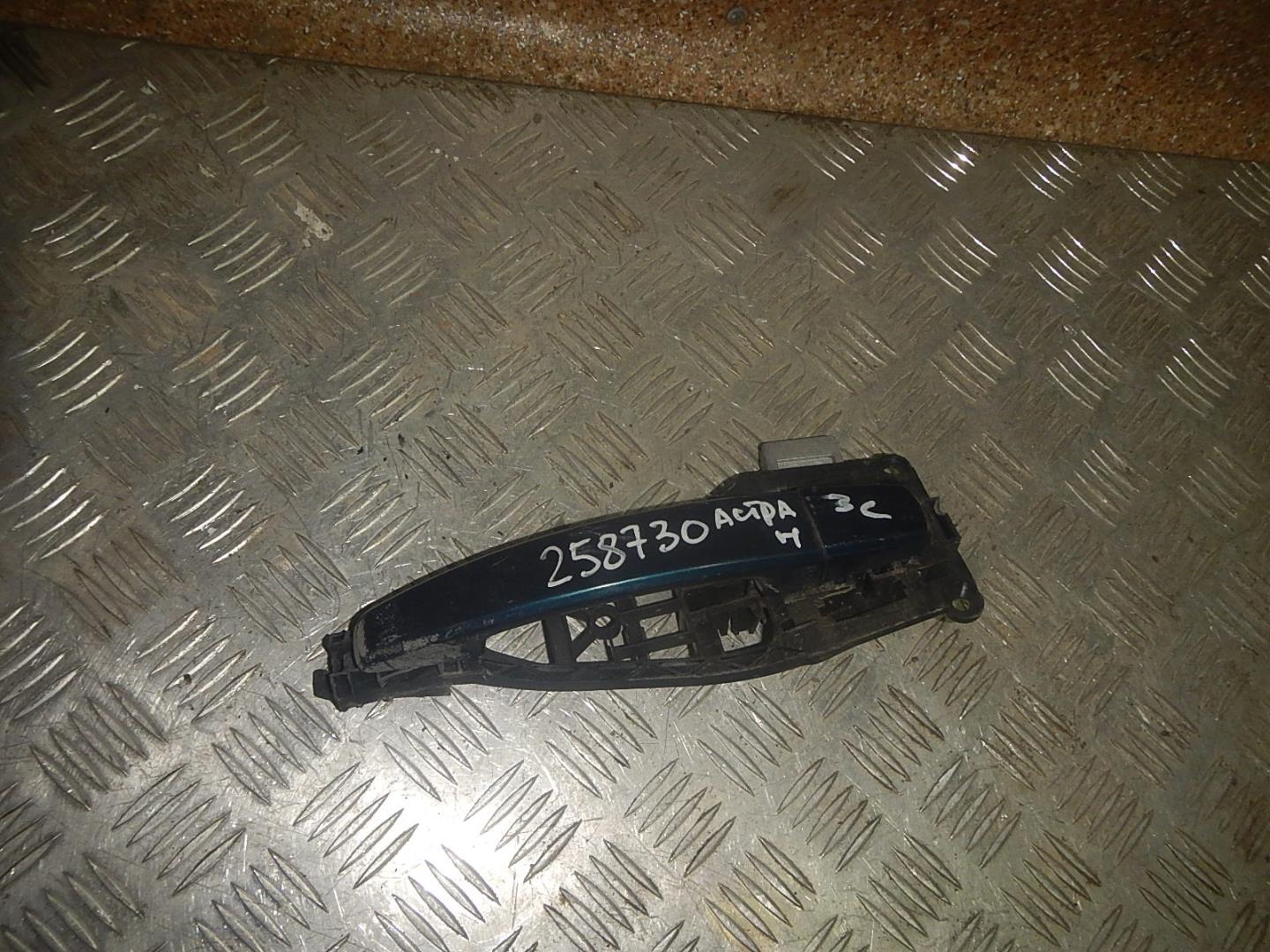 Ручка двери задней наружная левая