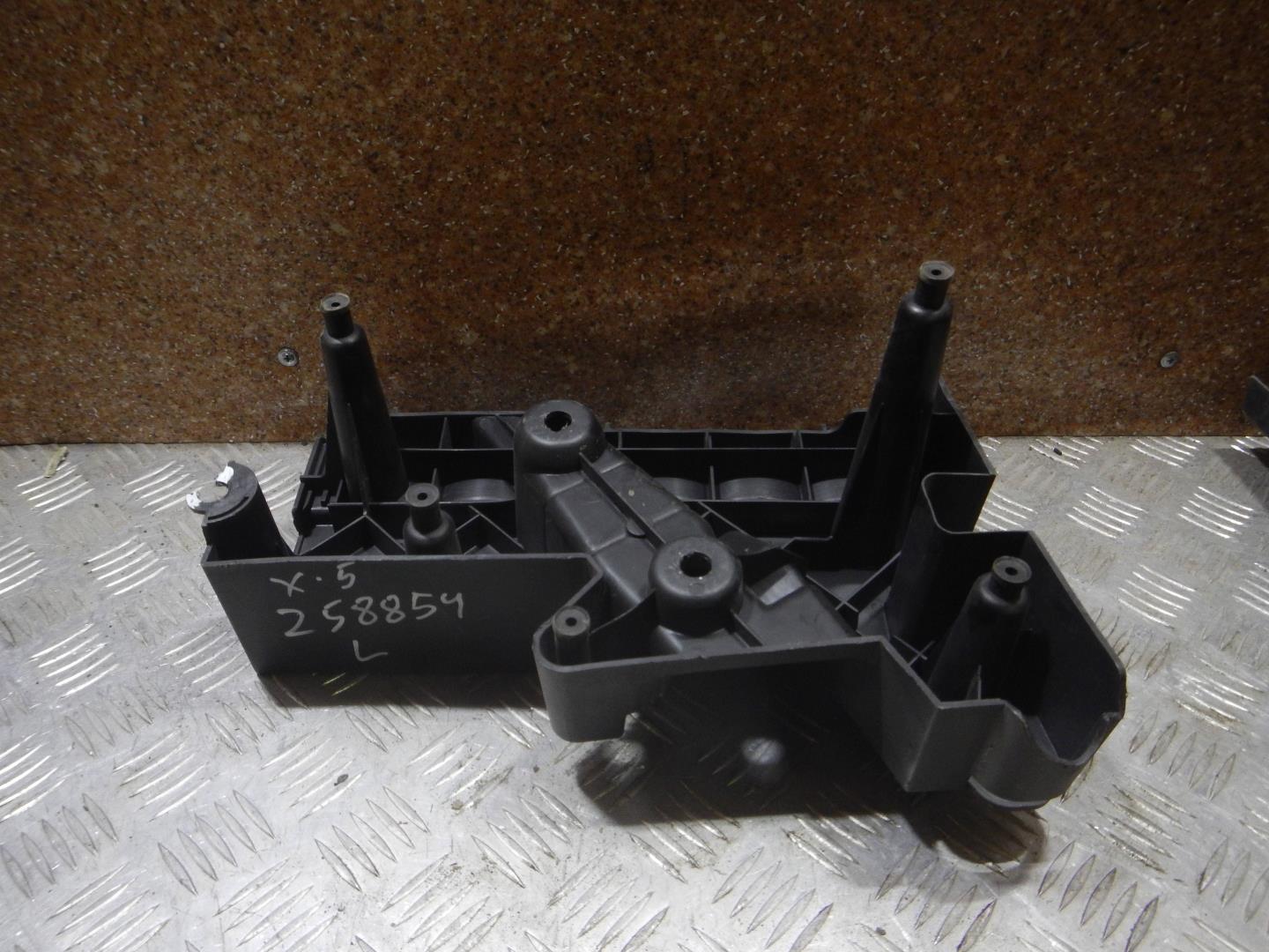 Пол багажника